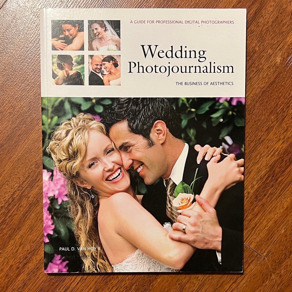 Wedding Photojournalism Guide for Professional Photographers